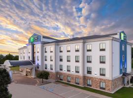 Holiday Inn Express & Suites - Denton North by IHG, hotel v destinaci Denton