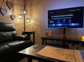 Sunny & Cozy Desert Oasis Central Location Pkg