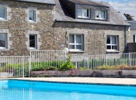 Appartement familial avec piscine à Montmartin-sur-Mer 54 m², hotel i Montmartin-sur-Mer