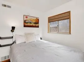 Sugar Bear Pines by Big Bear Vacations