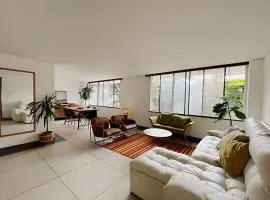 M100. Espacioso Apartamento en la Mejor Ubicación!