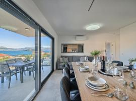 Theresia's - Sea-View And Pool, Hotel in Slatine