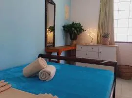 Bodhi Yoga House w Free Yoga