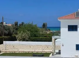 Jomavi Beach Eco-Villa