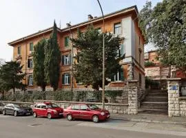 Apartments with WiFi Rijeka - 23155