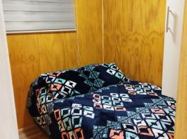 Hospedaje Eluney 2, hotel v mestu Valdivia