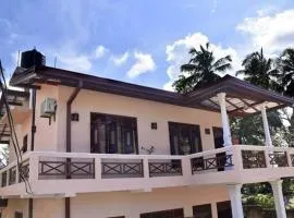 Rangana Holiday Home