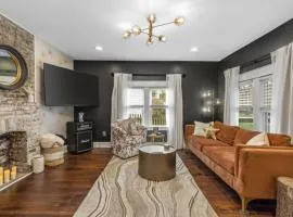 Space Cowboy - Firepit Huge yard close2downtown