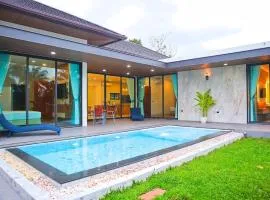 Villa Nadsuree Ao-Nang Luxury Modern House