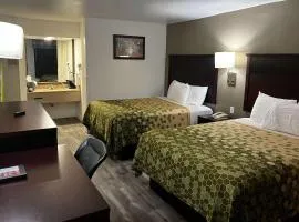 Econo Lodge Inn & Suites Macon North