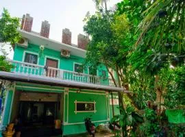Leelas Guest House