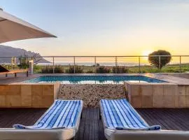 "Villa Montemar' Luxury Villa for 6 on the Beach with Pool