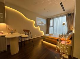 Milan Housing - Chuỗi căn hộ Vinhome Smart City, hotel v destinaci Nam Tu Liem