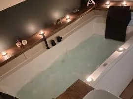 Les Secrets de la Baie - le Refuge - parenthèse enchantée avec Spa privatif