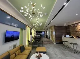 A25 Hotel - 142 Bùi Thị Xuân