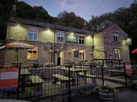 The Ladybower Inn