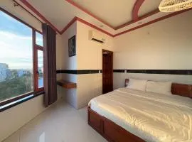 Khách Sạn Hương Trầm 5