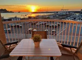 Villa Anita, primera linea de playa en la mejor zona de Águilas