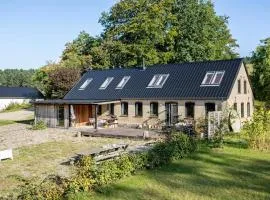 4 Bedroom Beautiful Home In Knebel