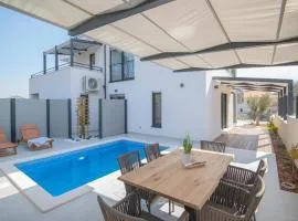 Lovely Apartment In Murter With Wifi