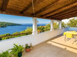 Two-Bedroom Apartment In Necujam, hotel in Nečujam