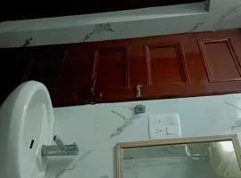 Shamshi Roll Guest House