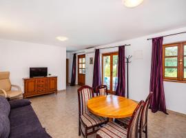 Pet Friendly Home In Lisane Tinjske: Lišane Tinjske şehrinde bir otel