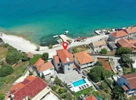 Lovely Home In Vinisce