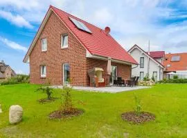 Beautiful Home In Groß Schwansee