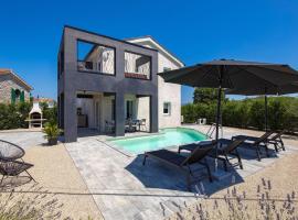 Amazing Home In Sveti Ivan Dobrinjski, ξενοδοχείο σε Sveti Ivan Dobrinjski