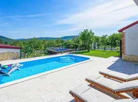 Nice Home In Gornji Muc With Wifi