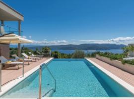 Gorgeous Apartment In Plomin, hotel sa Plomin