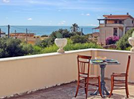 Nice Home In Cava D'aliga With Wifi, hotel a Cava dʼAliga