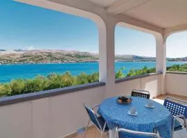 Beautiful Apartment In Pag With Kitchen