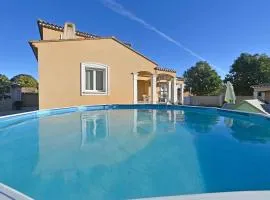 Stunning Home In Arles With Wi-Fi