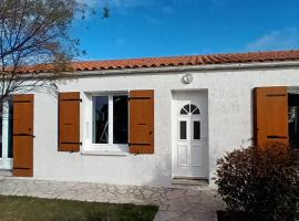 Le saule ile d' oleron、サン・ピエール・ドレロンのラグジュアリーホテル