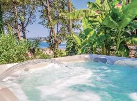 Nice Home In Supetarska Draga With Wifi