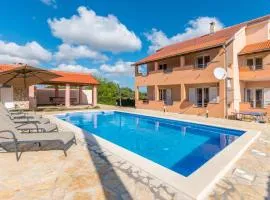 5 Bedroom Cozy Home In Biograd Na Moru