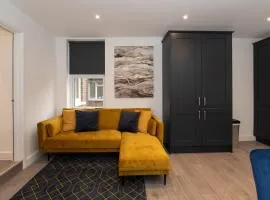 Woodside Park 3 Bedroom Apartments with Parking