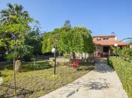 Amazing Home In Marina Di Modica