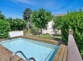 3 Bedroom Gorgeous Home In Vallabrègues