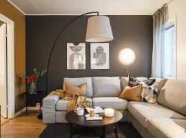 Guestly Homes - 1BR Scandinavian Charm