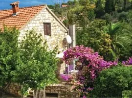 Two-Bedroom Apartment In Stomorska