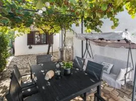 Lovely Home In Kukci With Wifi