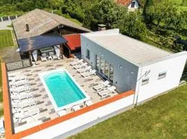 Stunning Home In Kapela With Kitchen