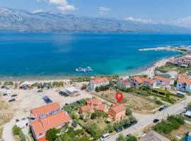 1 Bedroom Pet Friendly Home In Razanac