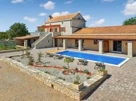 Lovely Home In Biograd Na Moru
