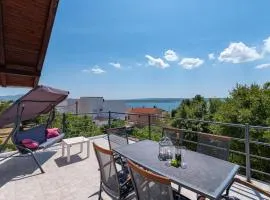 Lovely Apartment In Maslenica