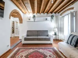 Hoslty-Suite l'Arancio-Enjoy the Historical Center