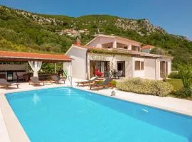 Holiday Home Blato Na Cetini 9